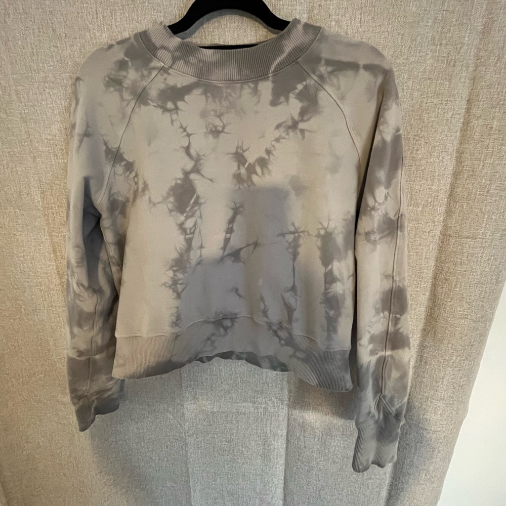 Lululemon Gray Tie-Dye Sweatshirt